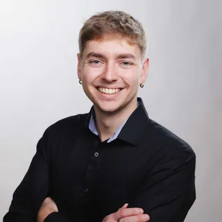 Porträt von Benjamin Brosowski